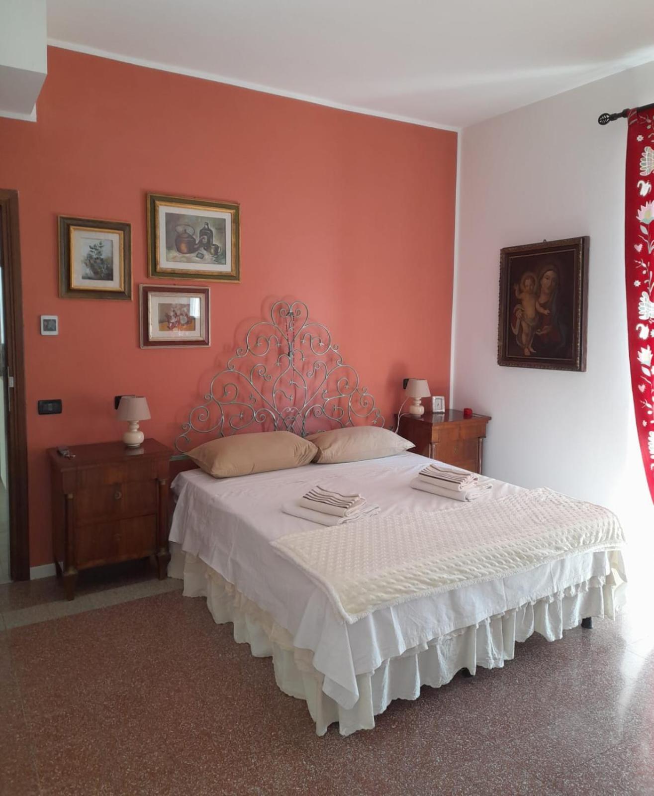 DUETERRE Room&Host - Fornole TR Esterno foto