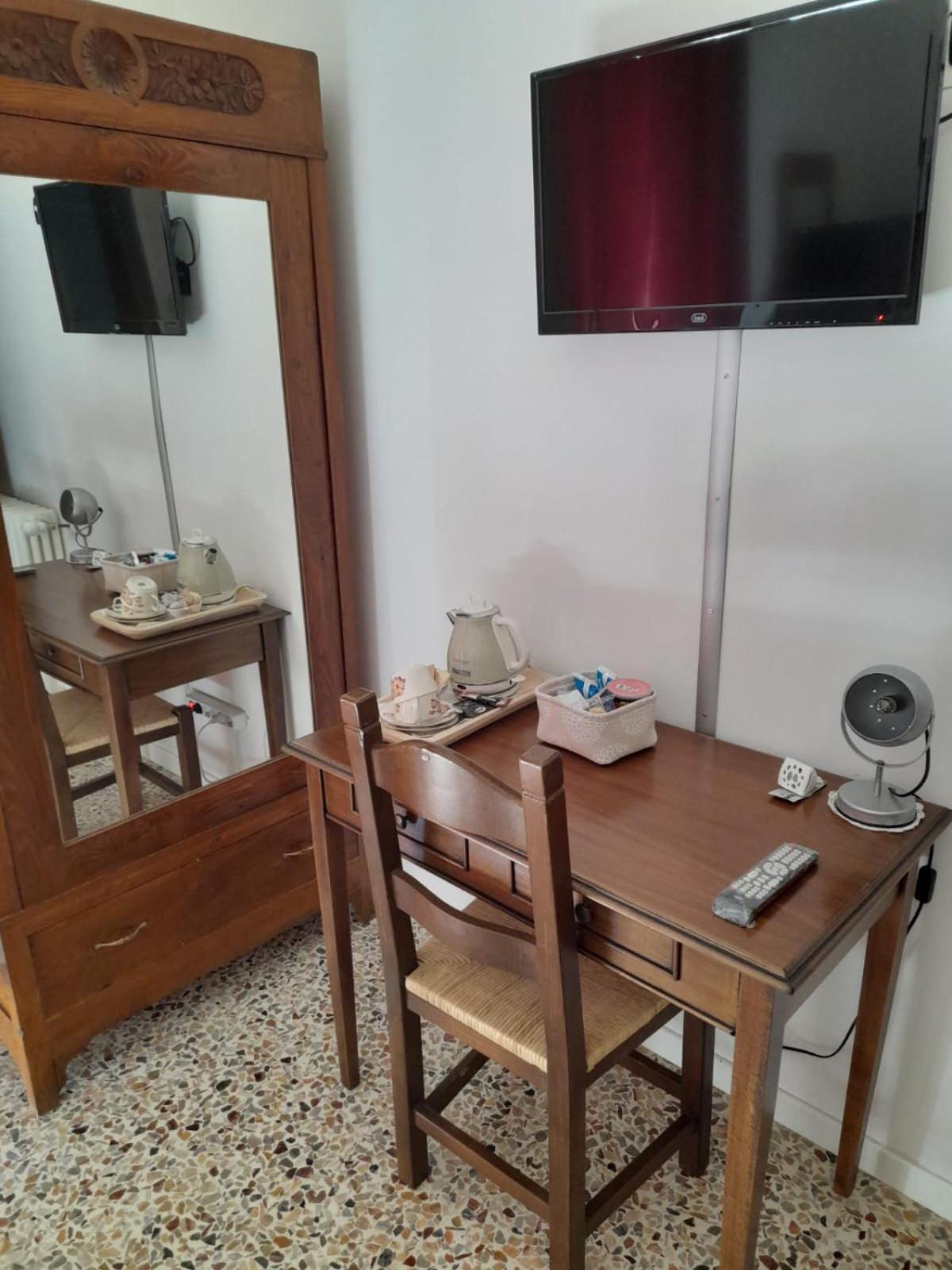 DUETERRE Room&Host - Fornole TR Esterno foto