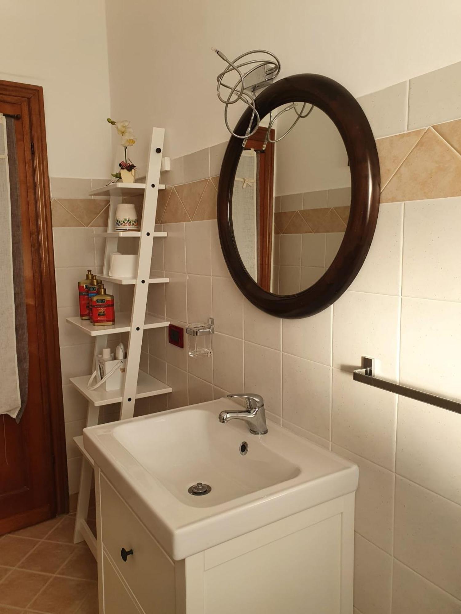 DUETERRE Room&Host - Fornole TR Esterno foto